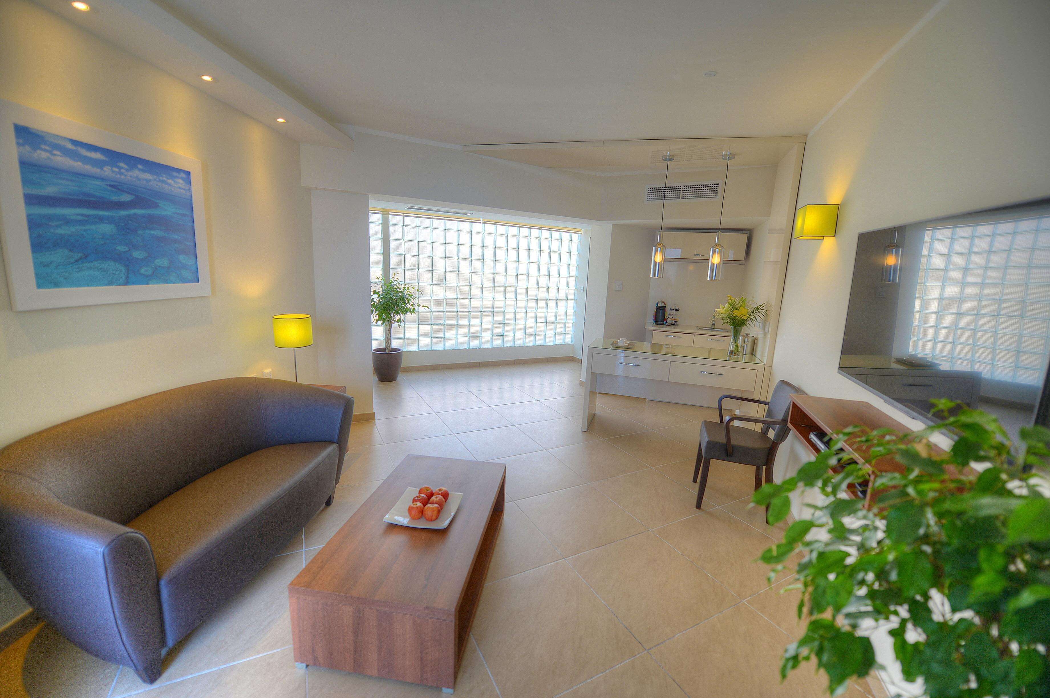 minibar, in-room safe, desk, laptop workspace