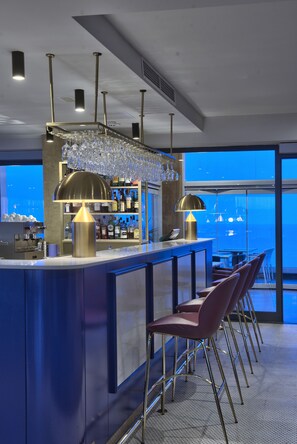 3 restaurants, breakfast, lunch, dinner served; Mediterranean cuisine