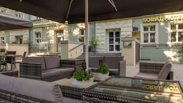 Sundeck