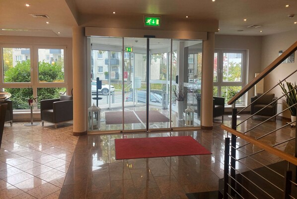 Lobby - Amedia Frankfurt Russelsheim Trademark Collection by Wyndham (Ruesselsheim)