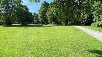 Área de juegos infantiles al aire libre