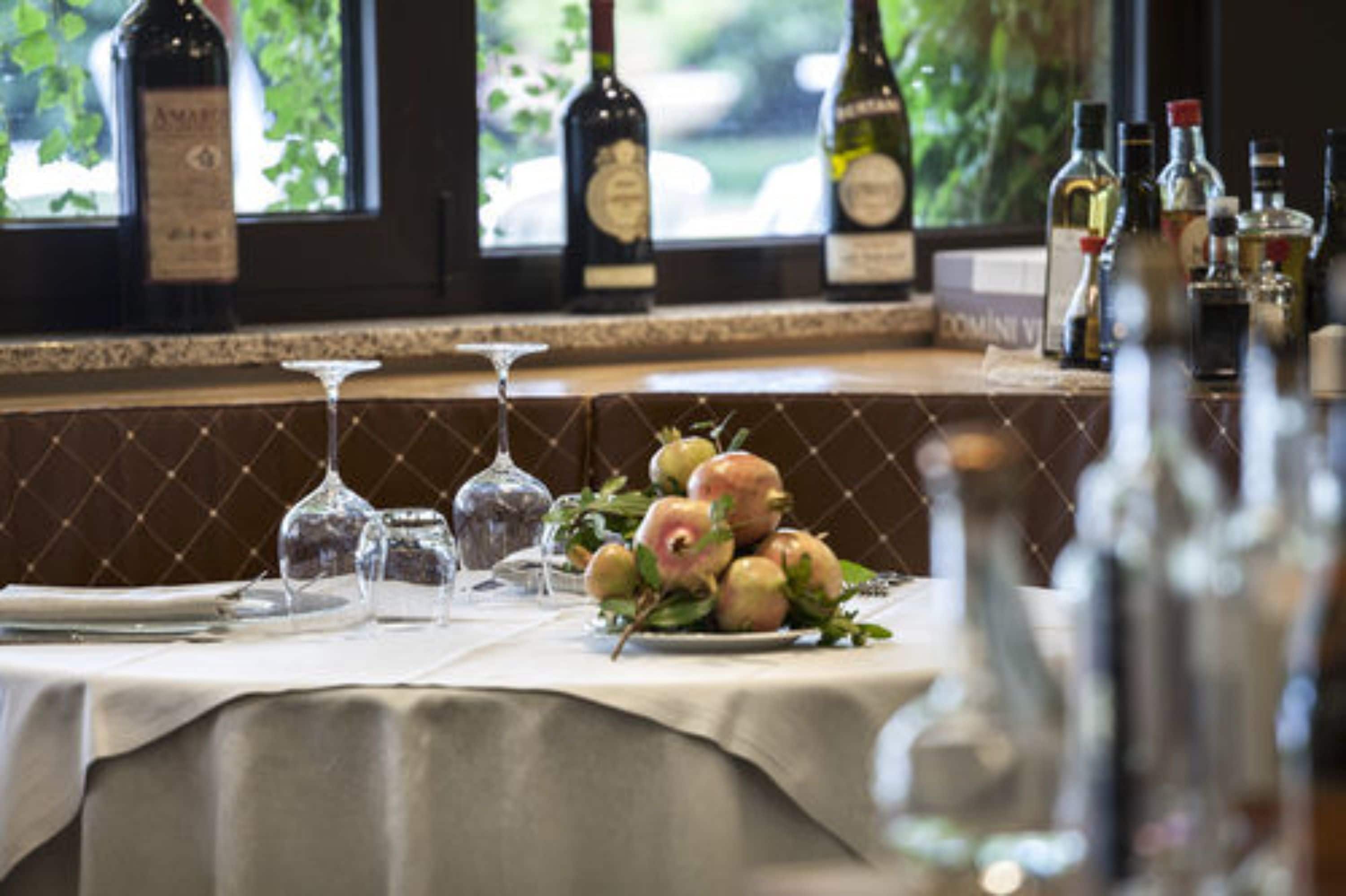 breakfast, lunch, dinner served; italian cuisine, pool views