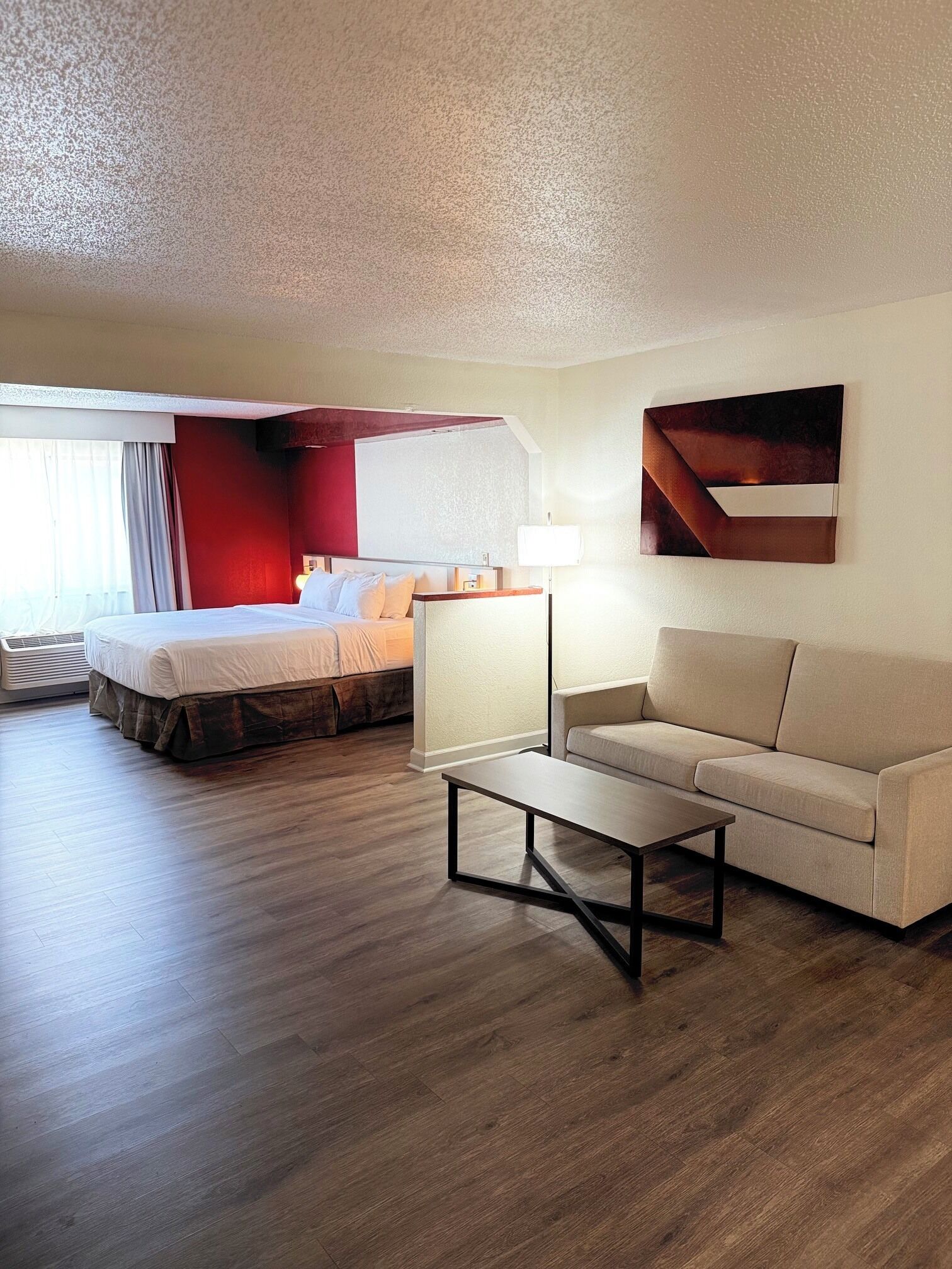 Photo - Ramada by Wyndham Glendale Heights/Lombard