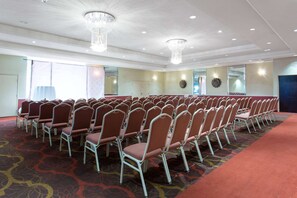 Ballroom - Ramada by Wyndham Glendale Heights/Lombard (Glendale Heights)
