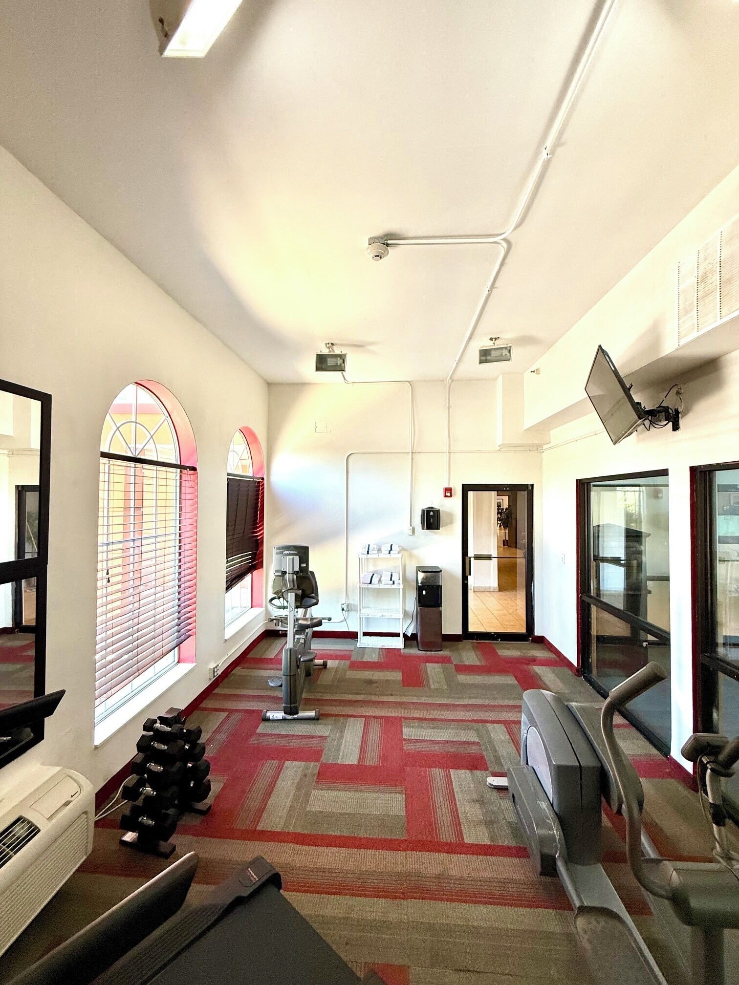 Photo - Ramada by Wyndham Glendale Heights/Lombard