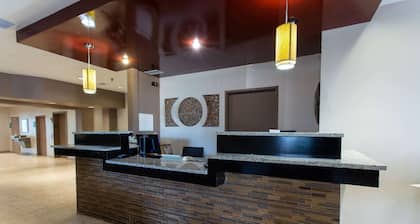 Ramada by Wyndham Glendale Heights/Lombard