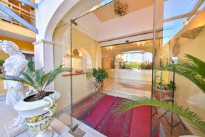 Exterior - Grand Hotel Terme Di Augusto (Lacco Ameno)