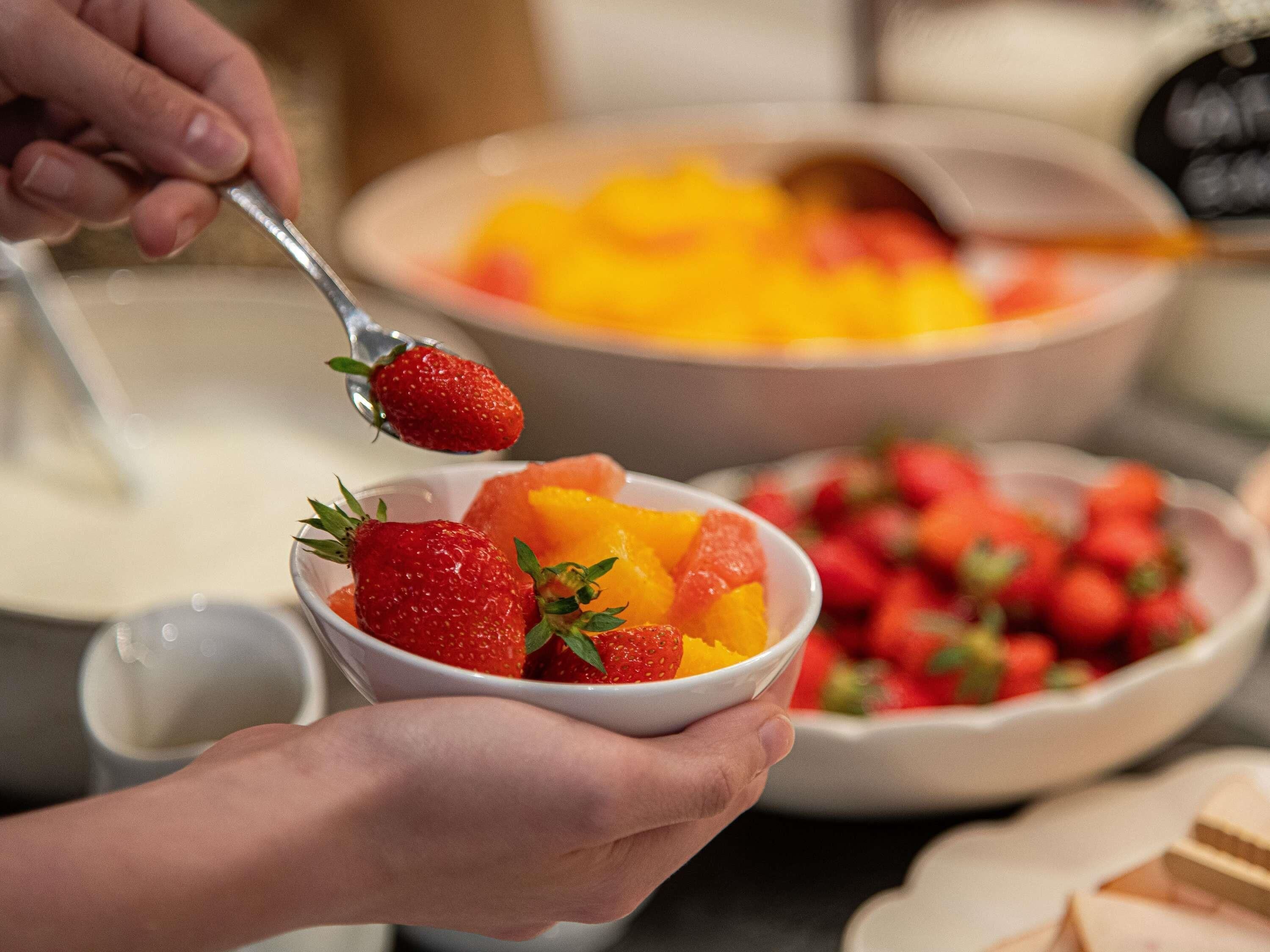 daily buffet breakfast (eur 20 per person)