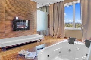 Minibar, in-room safe, desk, blackout curtains