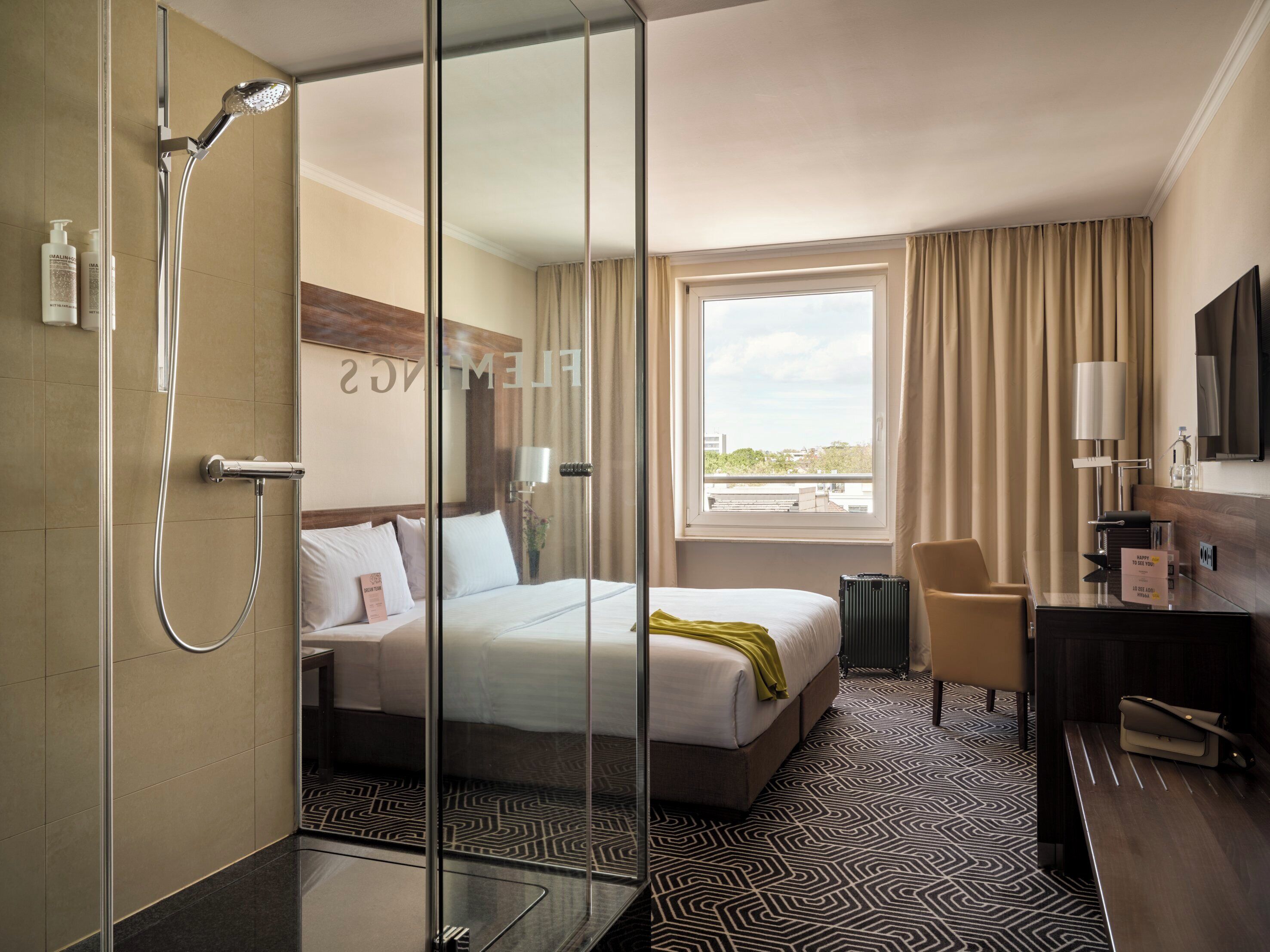 Superior Room, 1 King Bed (Plus) | Hypo-allergenic bedding, pillowtop beds, in-room safe, desk