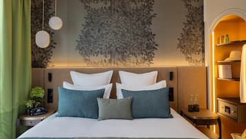 Superior Double Room, Balcony | Premium bedding, in-room safe, individually decorated