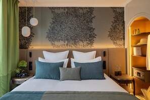Superior Double Room, Balcony | Premium bedding, in-room safe, individually decorated - Hôtel L'Ormaie & Spa (Paris)