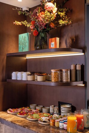 Daily buffet breakfast (EUR 21 per person)