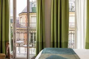 Superior Double Room, Balcony | 1 bedroom, premium bedding, in-room safe, individually decorated