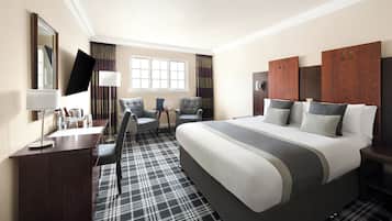 Desk, iron/ironing board, free WiFi, bed sheets