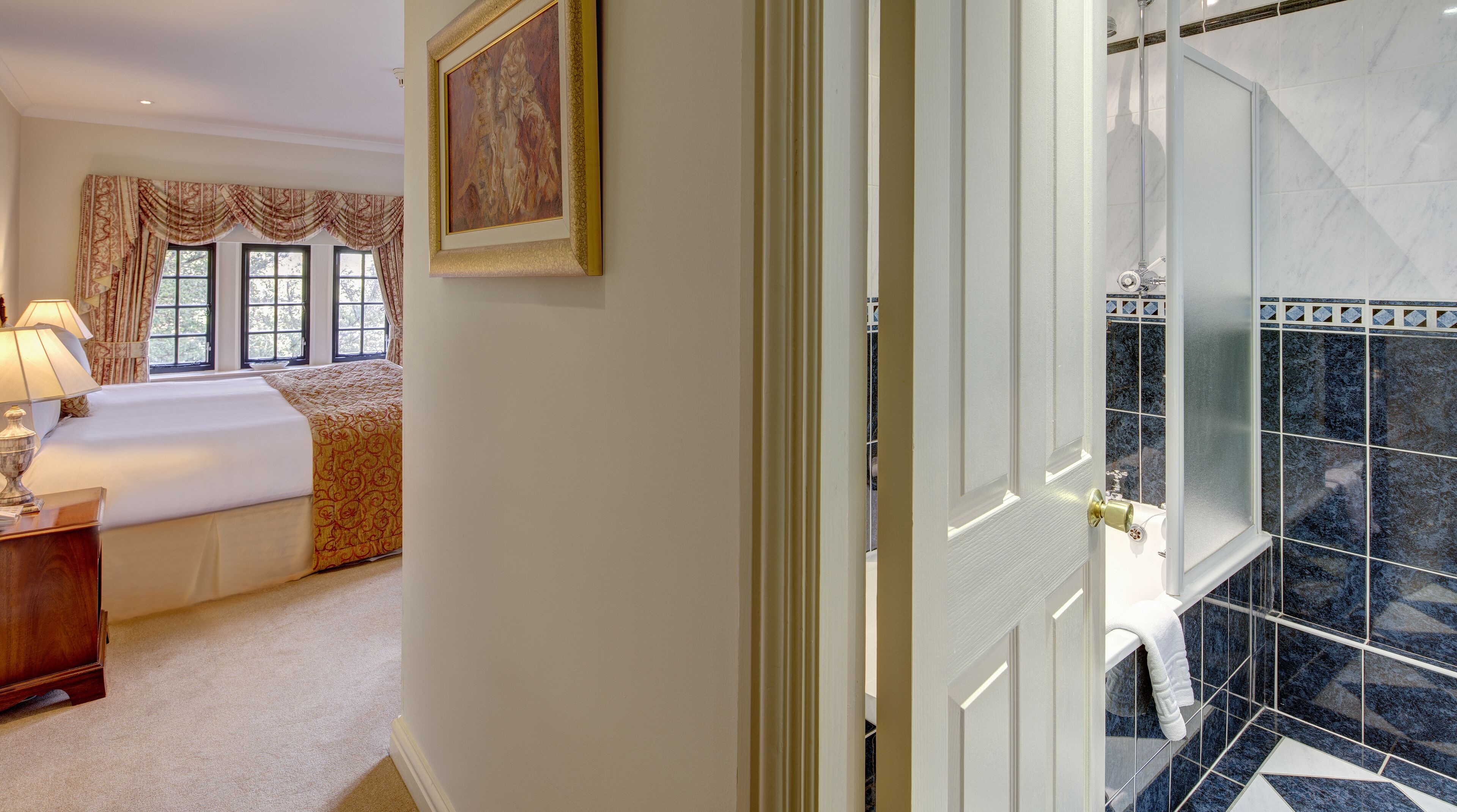 in-room safe, individually decorated, desk, iron/ironing board