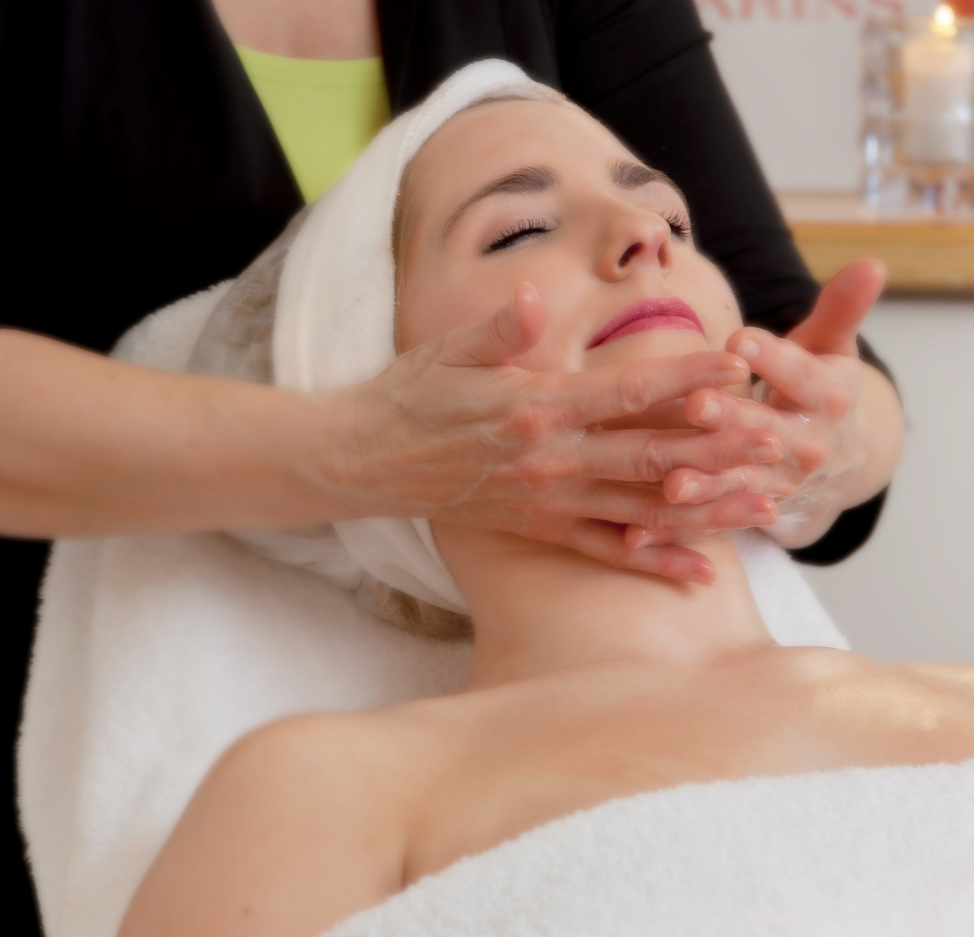 sauna, steam room, turkish bath/hammam, body treatments, aromatherapy