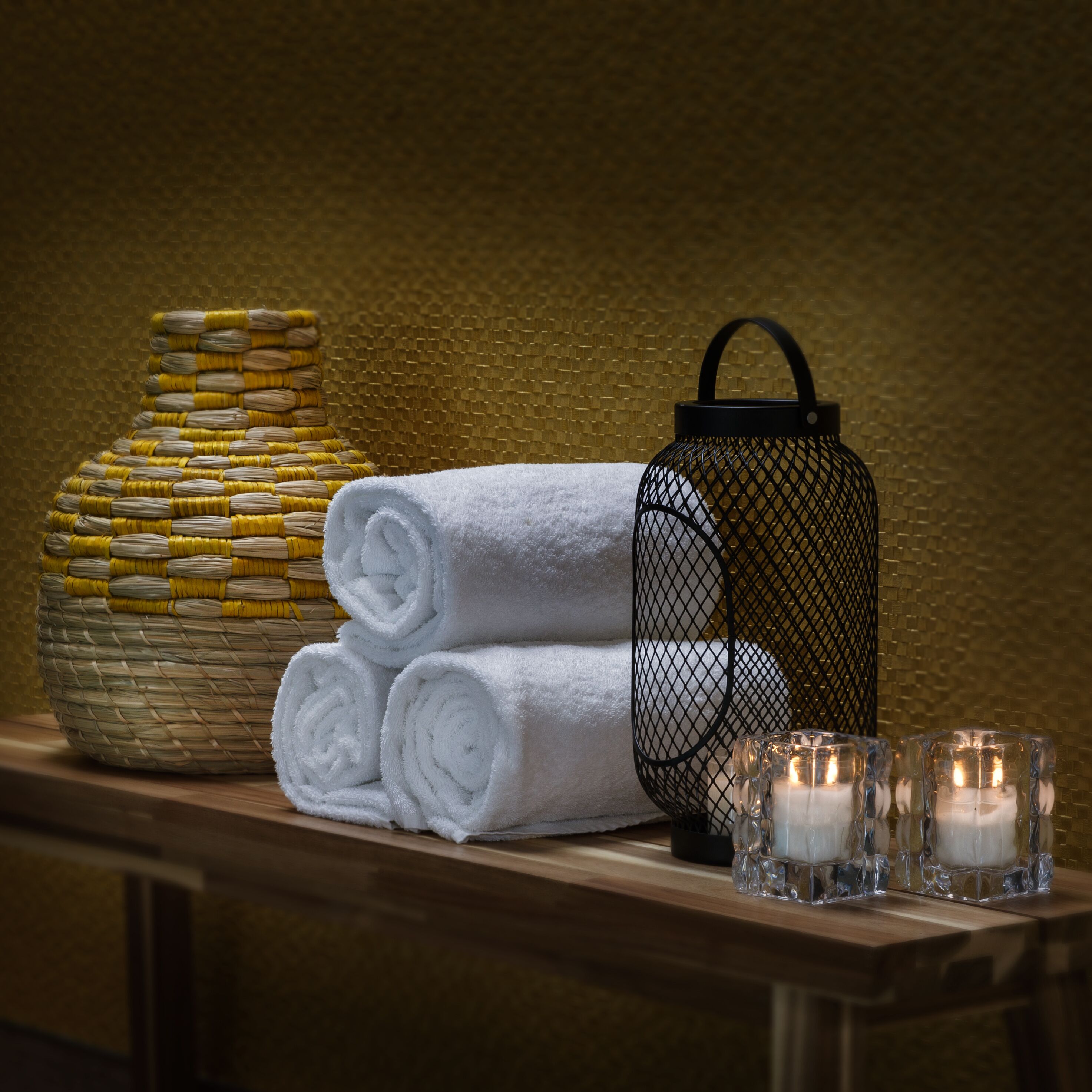 sauna, steam room, turkish bath/hammam, body treatments, aromatherapy