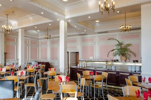 Breakfast, lunch, dinner served; British cuisine - Royal Albion Hotel (Brighton)