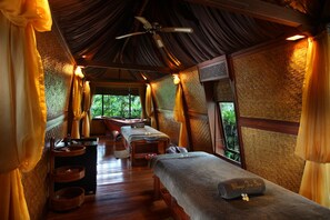 Couples treatment rooms, sauna, steam room, body treatments