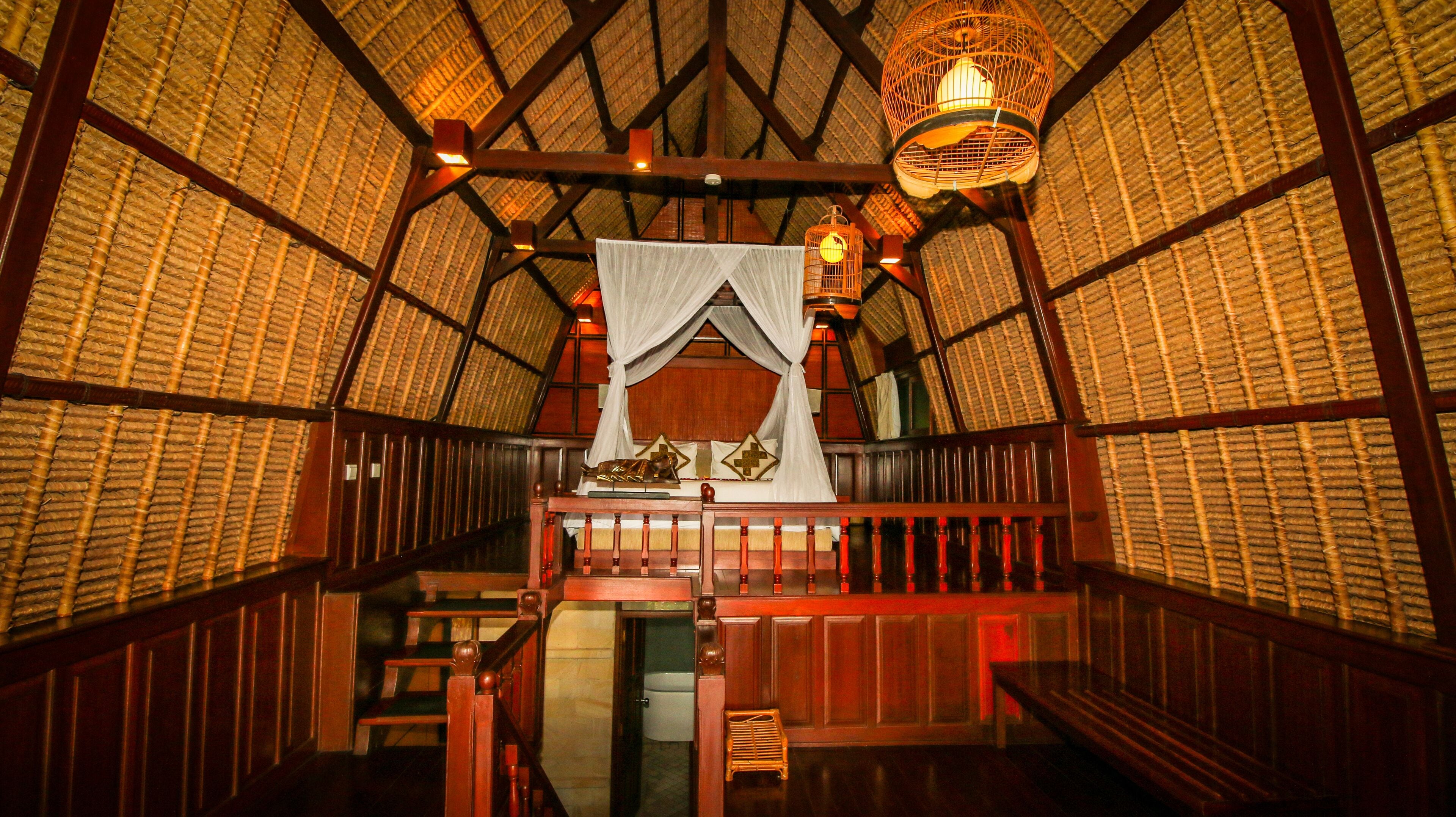 duplex pool villa | minibar, in-room safe, desk, free wifi