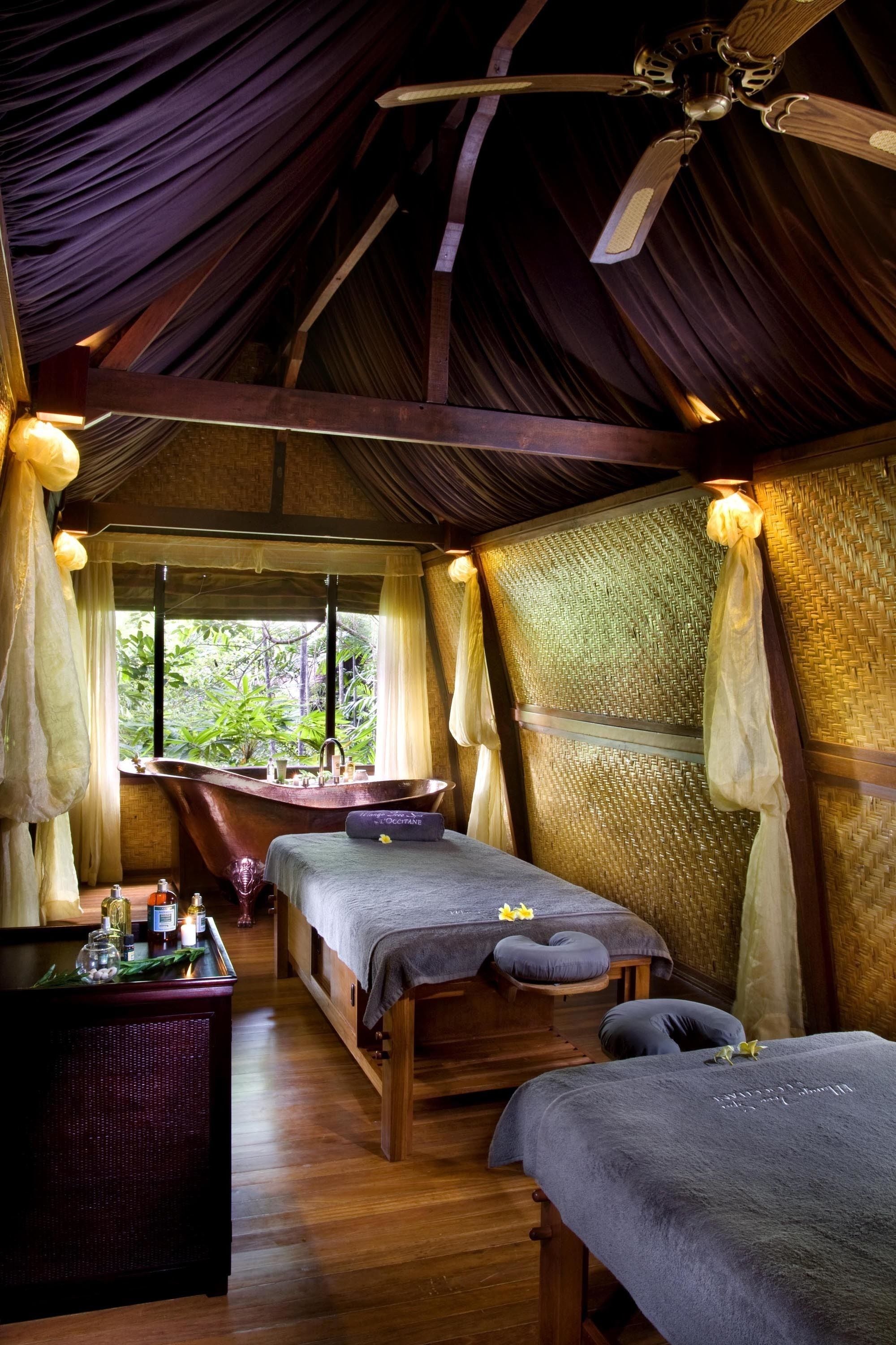 couples treatment room(s), sauna, steam room, body treatments