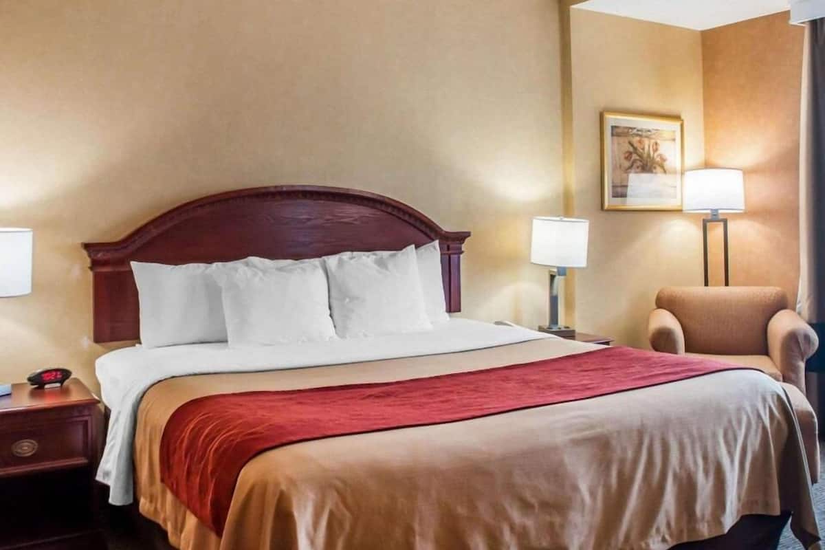 Premium bedding, desk, blackout drapes, iron/ironing board