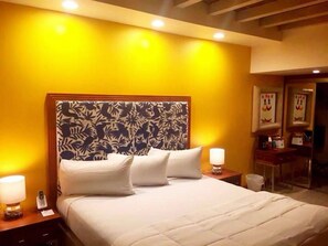 Single Room, 1 King Bed