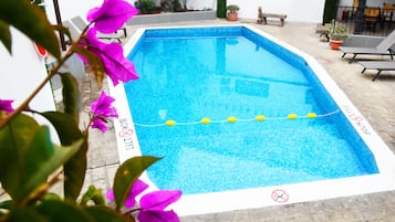 Alberca al aire libre