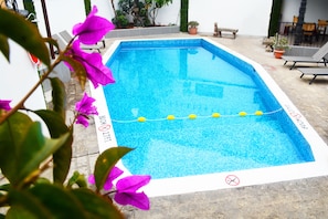 Piscina all'aperto