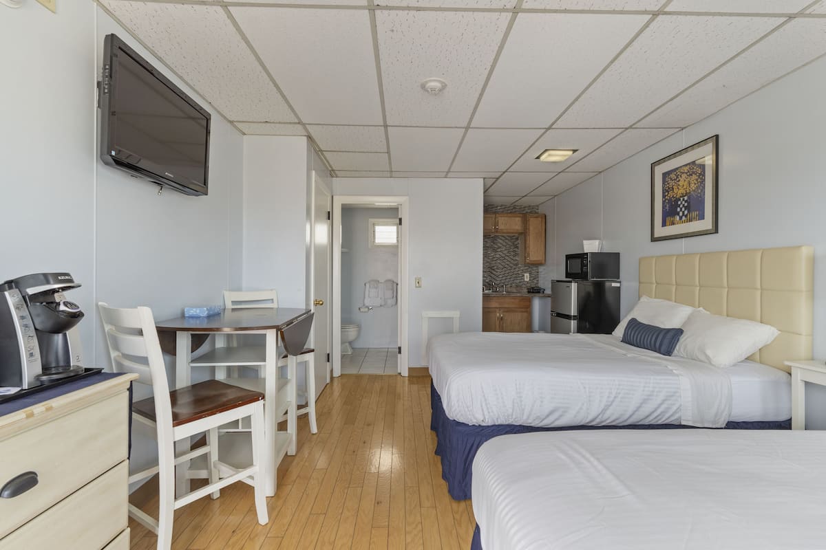 Iron/ironing board, free WiFi, bed sheets, wheelchair access