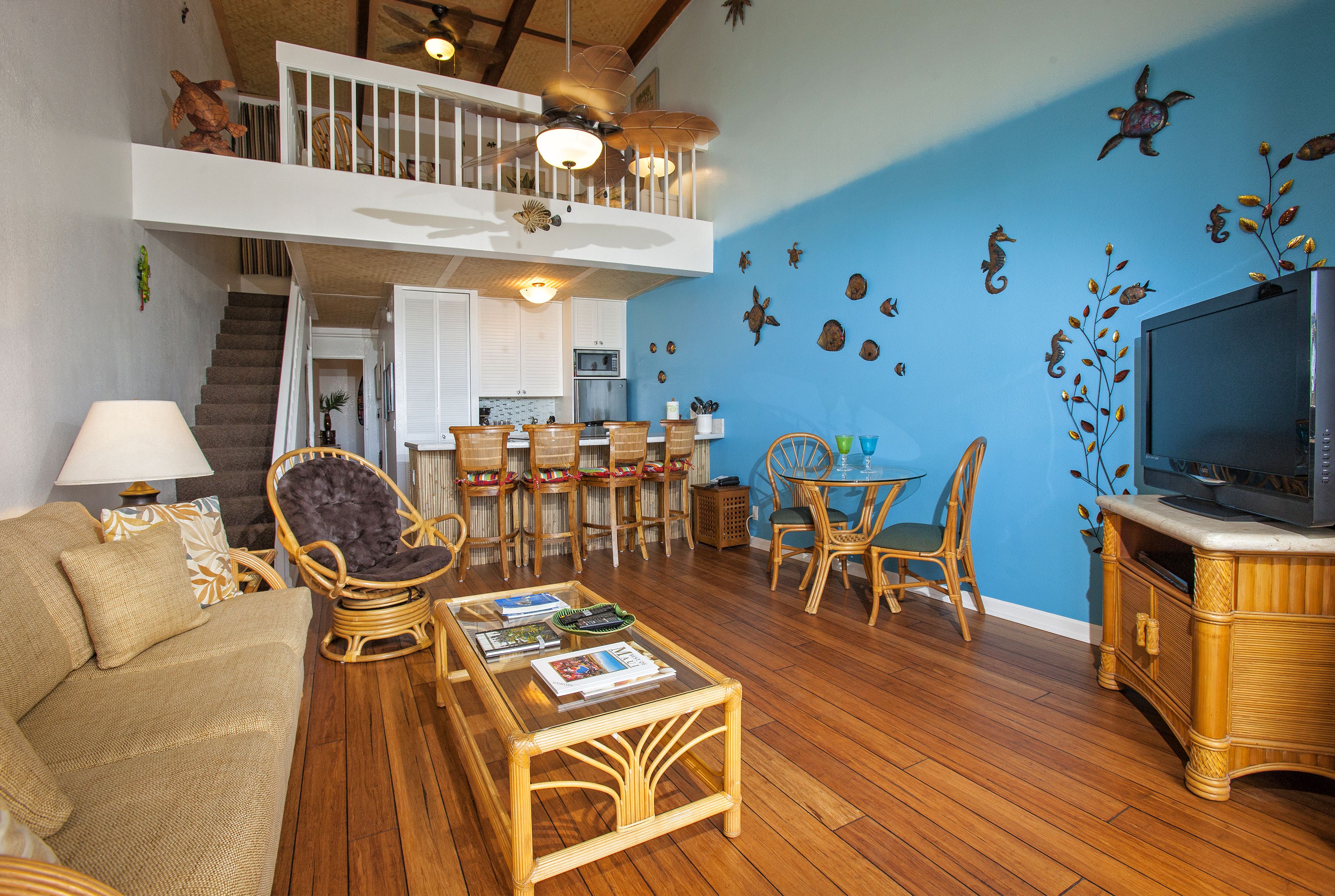 Standard Room, 2 Bedrooms, 2 Bathrooms | Living area