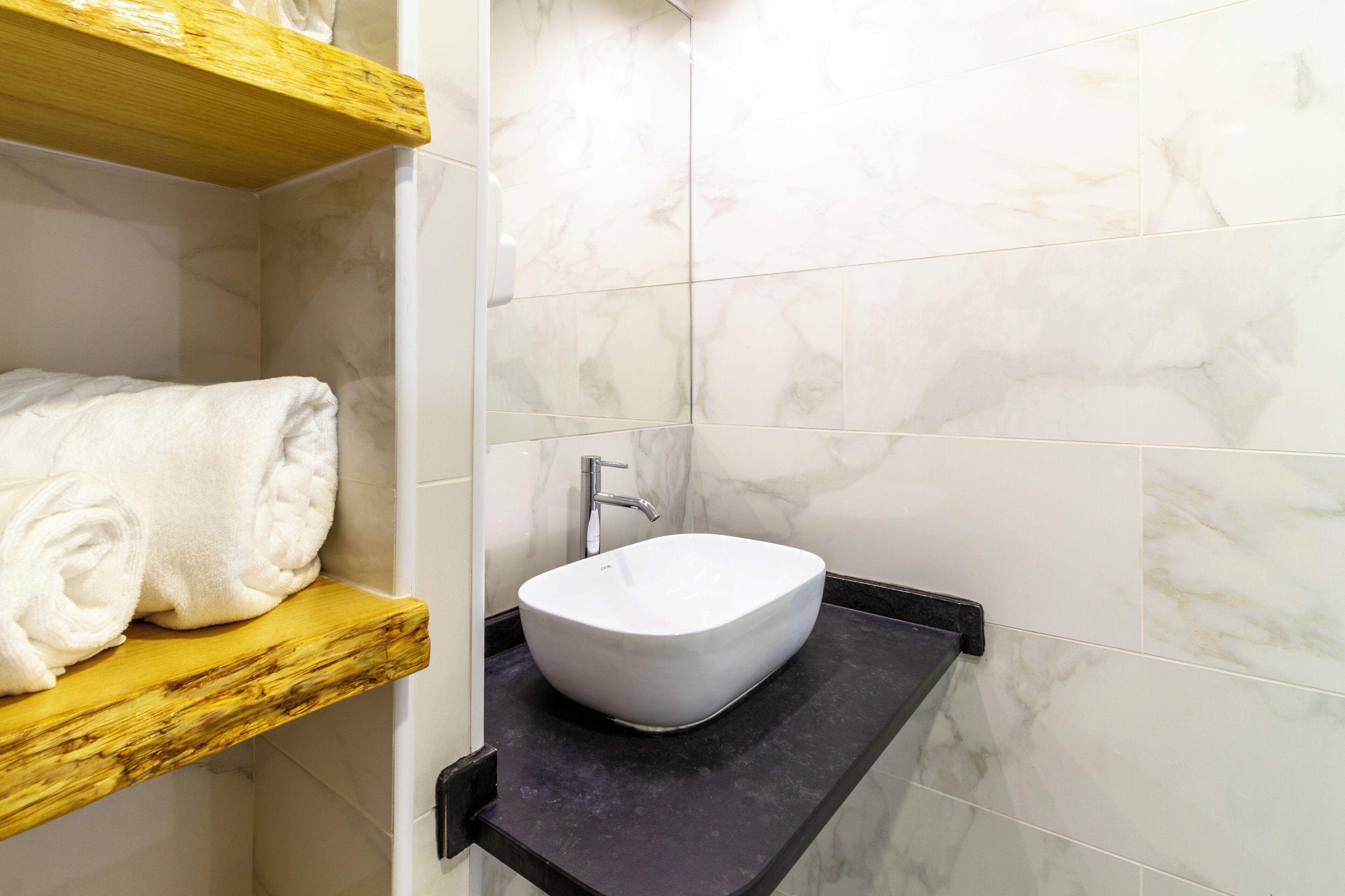 comfort double room, 1 king bed | bathroom | rainfall showerhead, free toiletries, hair dryer, towels