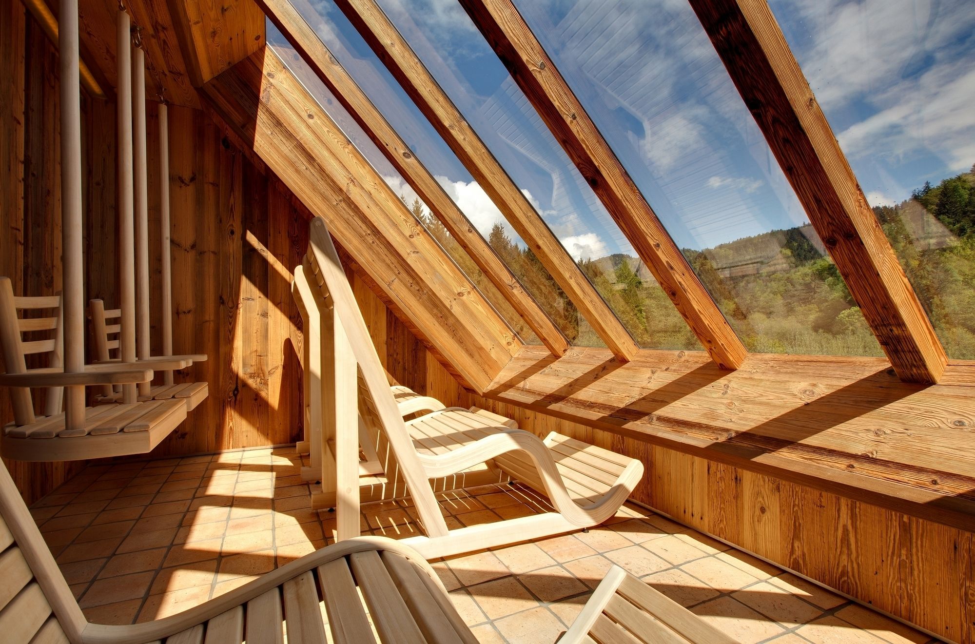 couples treatment room(s), sauna, hot tub, steam room