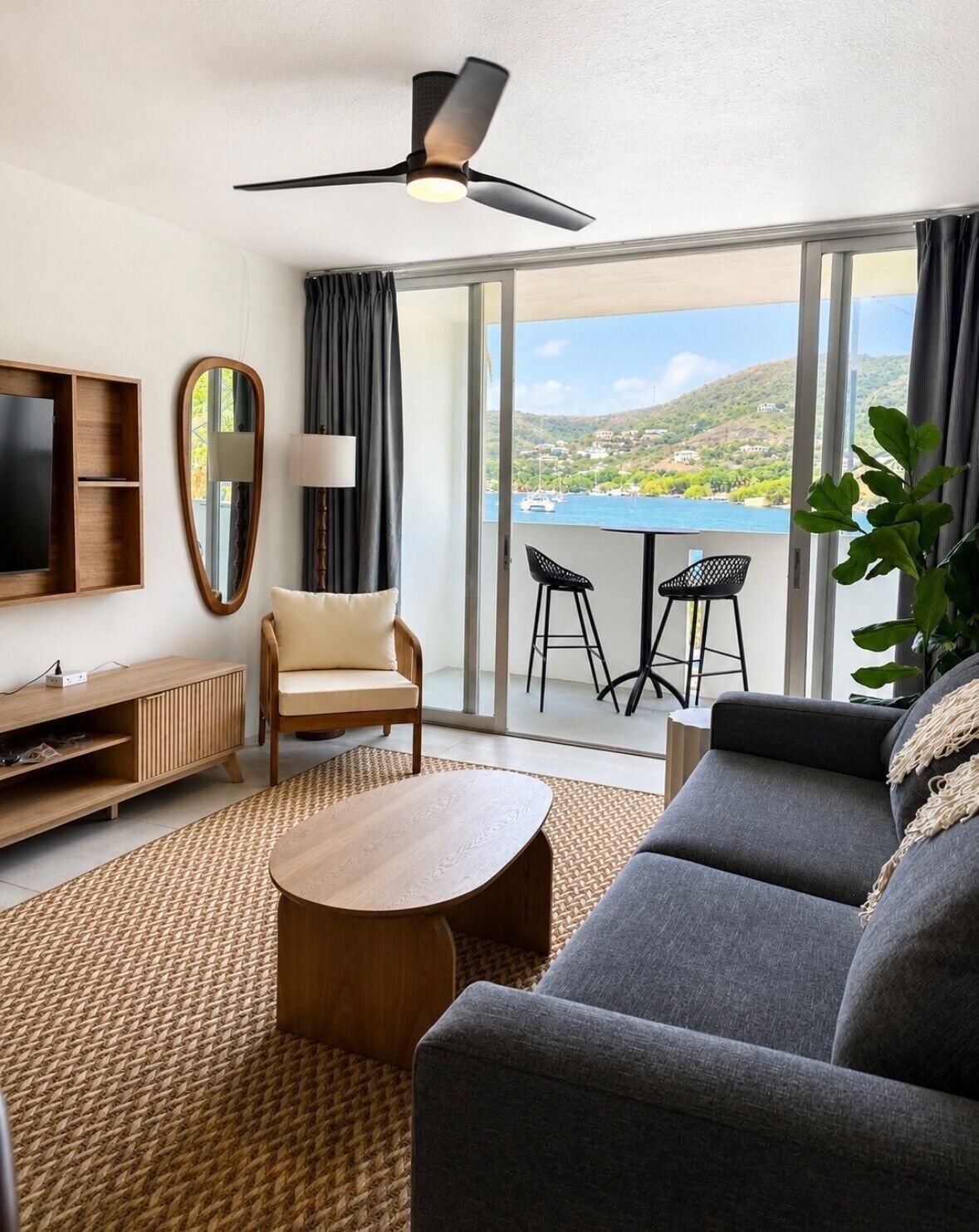 Suite, Balkon, Hafenblick | Hochwertige Bettwaren, kostenloses WLAN, Bettwäsche