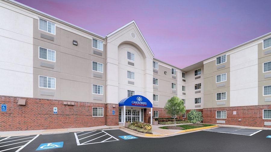Candlewood Suites Herndon by IHG