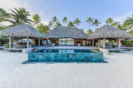 Royal Villa | Terrace/patio. Le Bora Bora by Pearl Resorts