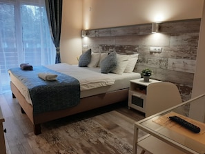 Premium Double or Twin Room | Desk, laptop workspace, iron/ironing board, free WiFi