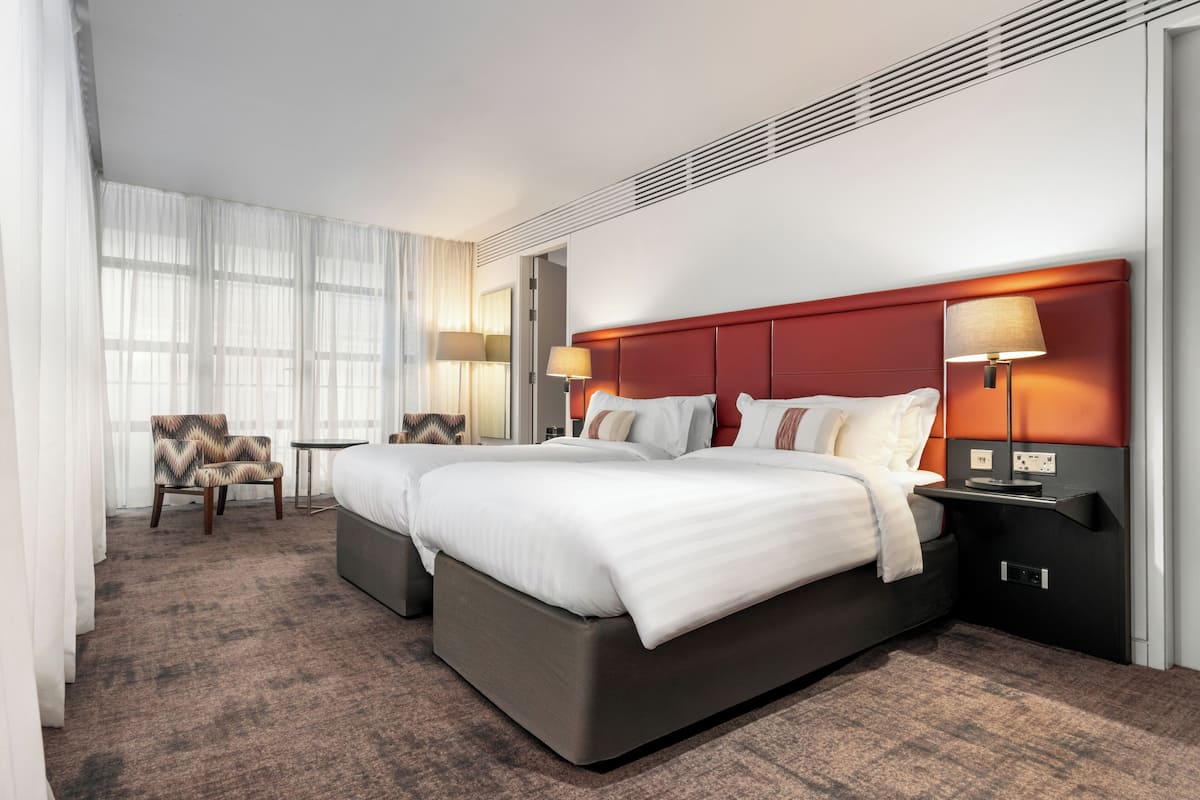 Deluxe Quadruple Room