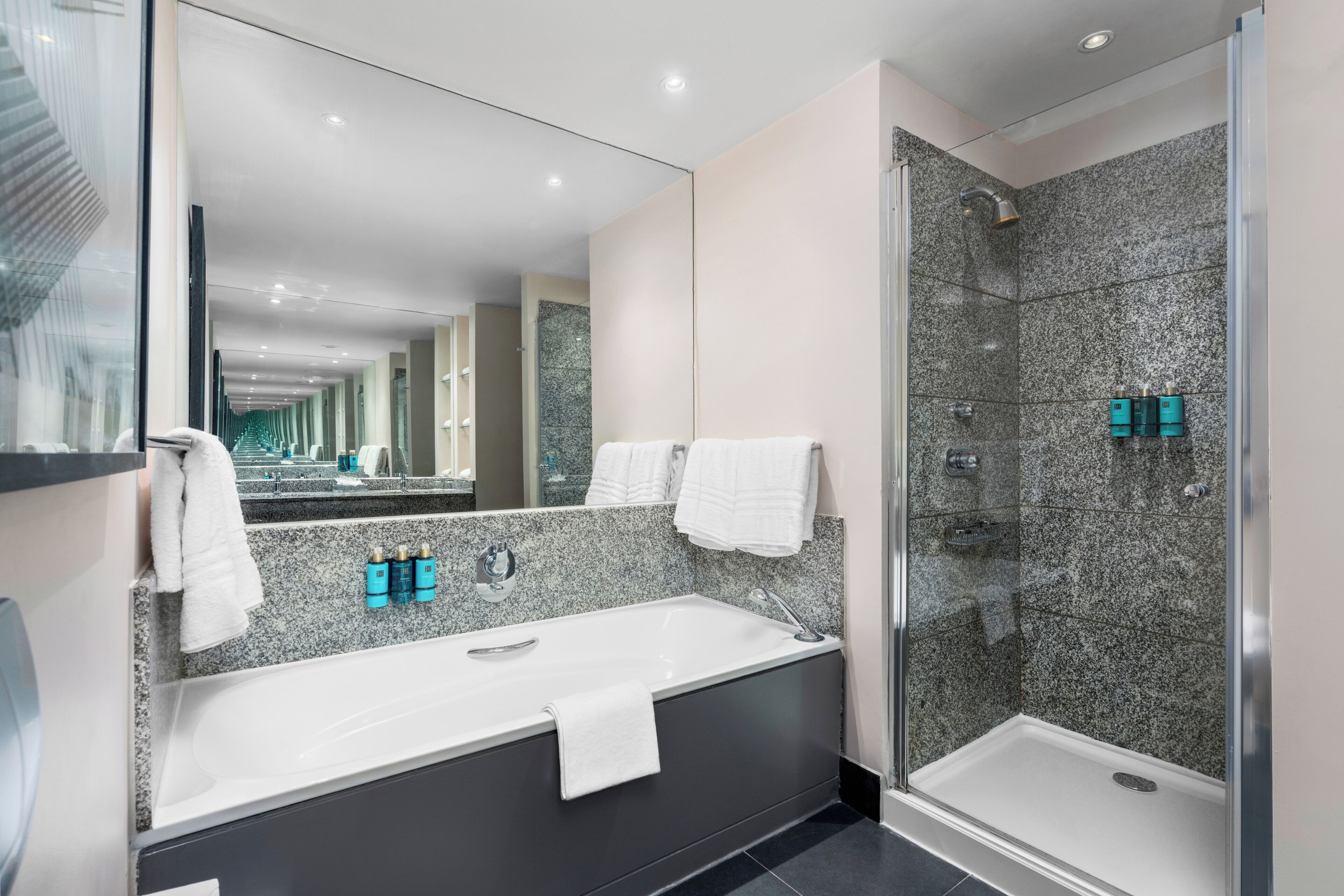 Photo - The Spencer Hotel