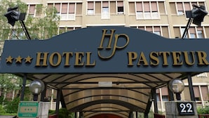 Front of property - Hotel Pasteur (Milan)
