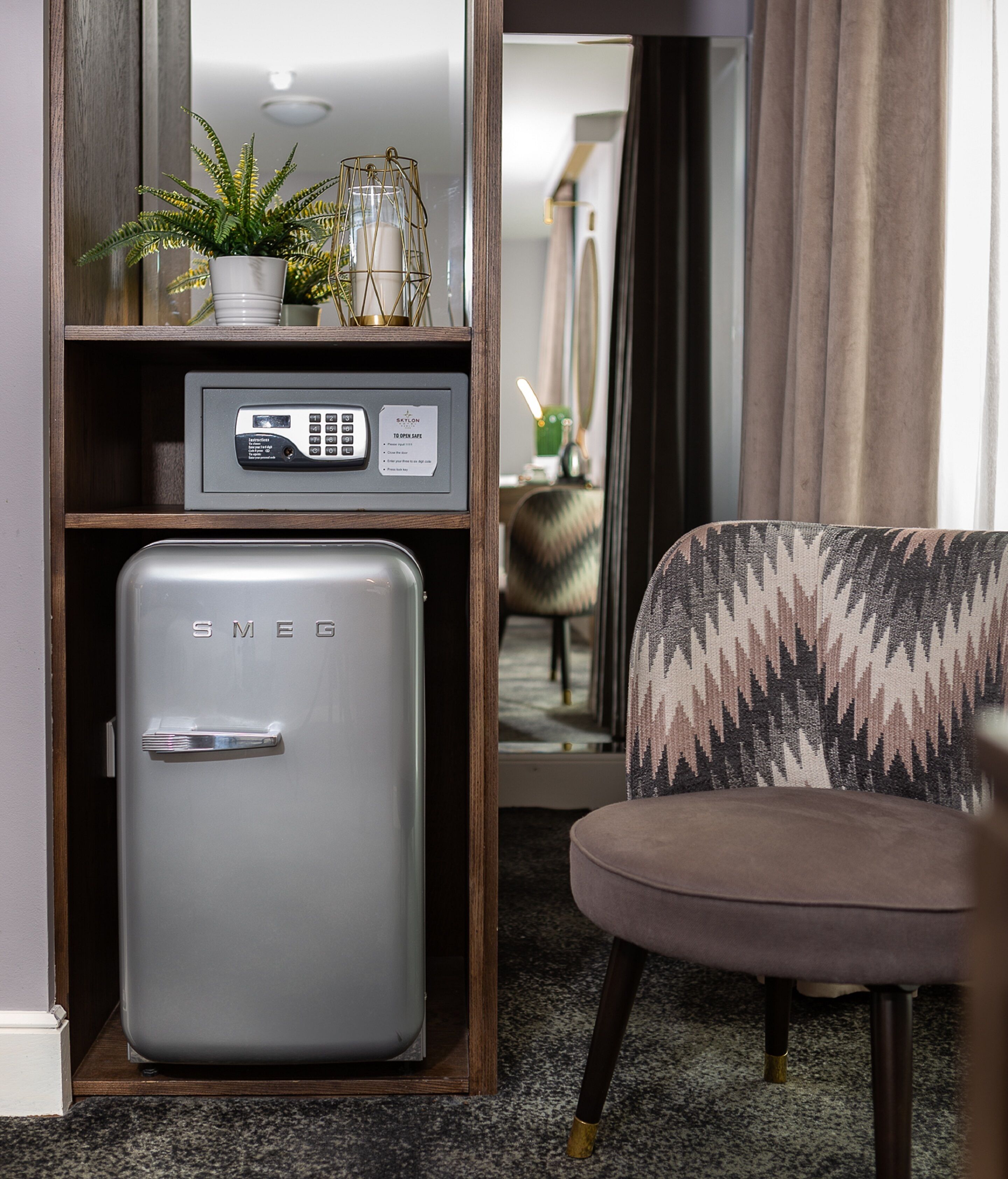 executive room | 1 bedroom, in-room safe, desk, blackout curtains