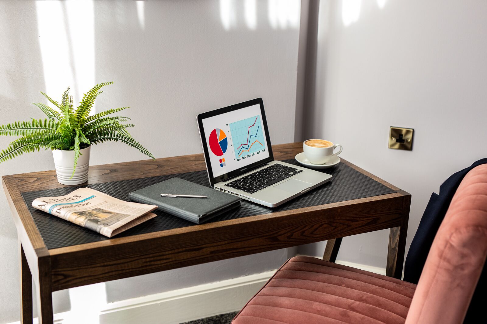 executive room | 1 bedroom, in-room safe, desk, blackout curtains