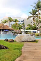 3 outdoor pools, pool umbrellas, sun loungers
