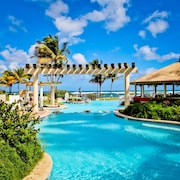 Embassy Suites by Hilton Dorado del Mar Beach Resort