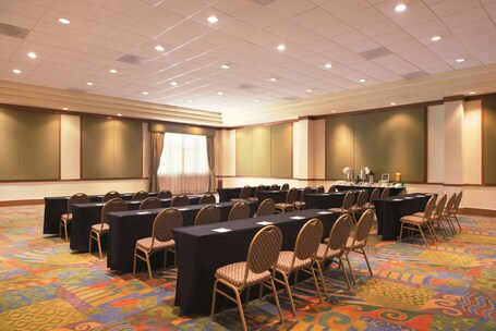 Embassy Suites by Hilton Dorado del Mar Beach Resort - Image 33