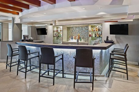 Embassy Suites by Hilton Dorado del Mar Beach Resort - Image 29