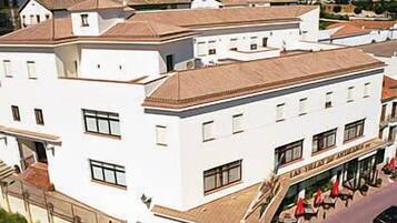 Minibar, individually furnished, desk, blackout drapes