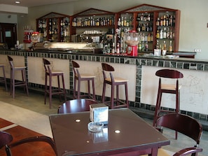 Bar (in der Unterkunft)