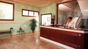 Unclassified image, 2 of 41, button - Hotel MM Antequera (Antequera)